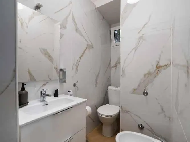 Roomssixty-five לינה וארוחת בוקר 3*