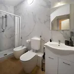 Roomssixty-five Couette-café 3*