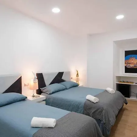 Bed & Breakfast Roomssixty-five